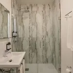 Solar Dos Poetas Guest house Lisbon