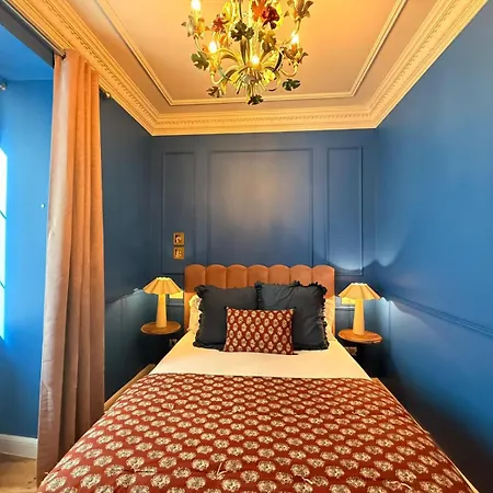 Solar Dos Poetas Lisbona