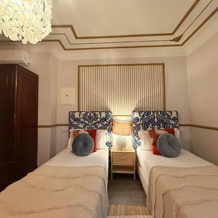 Solar Dos Poetas Lisbona