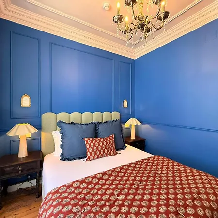 Solar Dos Poetas Πανσιόν 3*